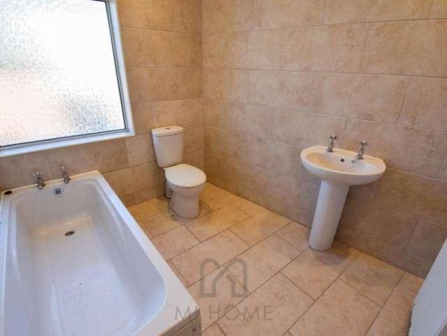 House for sale in Medlar-with-Wesham, Wesham