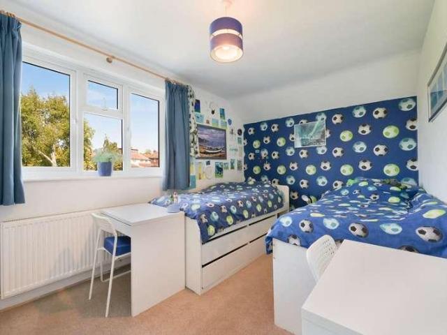 House for sale in The Wells, Surrey