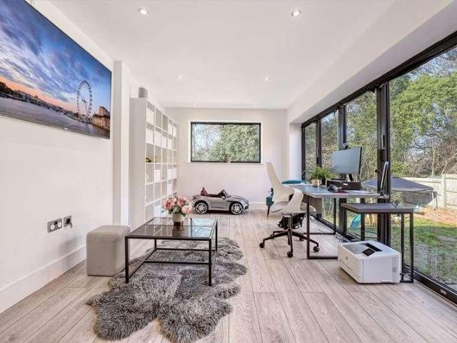 House for sale in Navestock Side, Essex