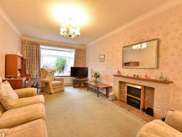 House for sale in Kingswinford, West Midlands