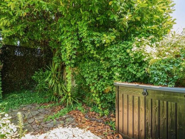 House for sale in Belsize Park, Greater London