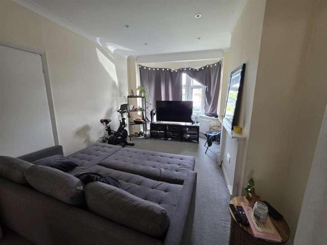 House for sale in Greater London
