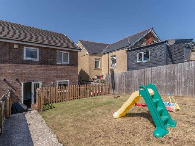 House for sale in Abersychan, Wales