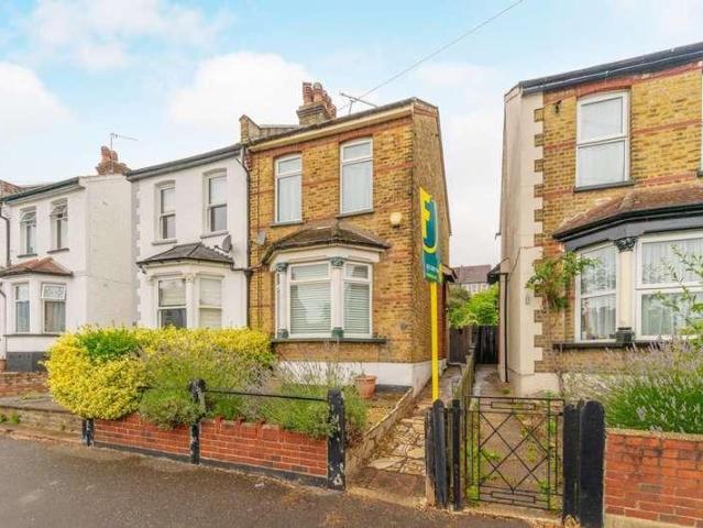 House for sale in South Croydon, Purley
