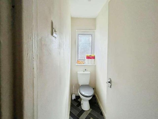 House for sale in Lowlands, Wales