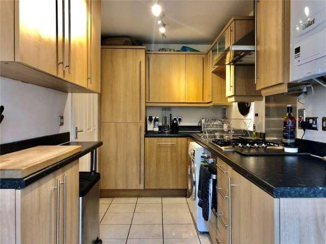 House for sale in Hedge End, Helford