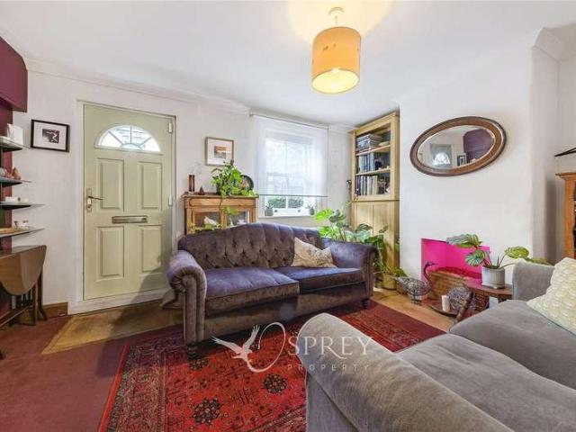 House for sale in Oundle, North Northamptonshire
