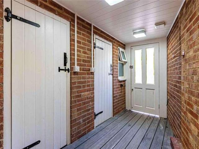 House for sale in Hammerfield, Pouchen End