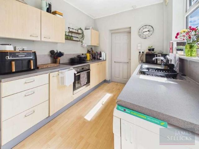 House for sale in Caldermill, East Midlands