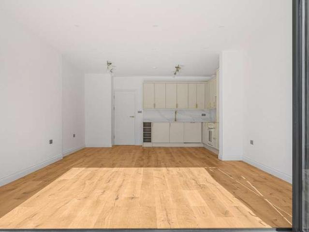 House for sale in West End, Blackhills