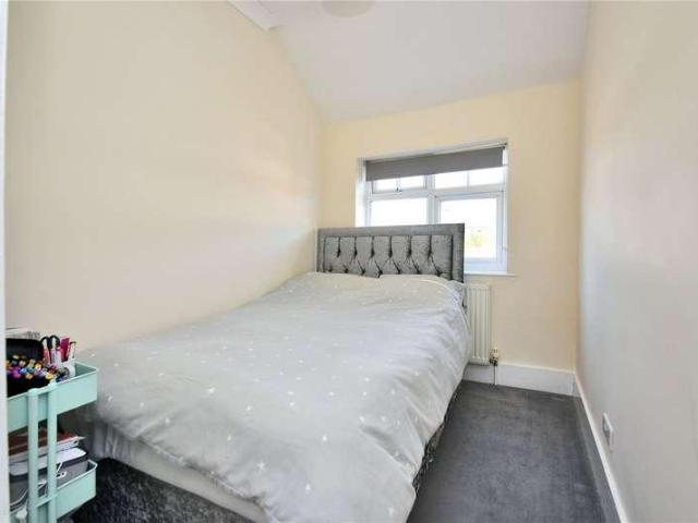 House for sale in Red Hill, Surrey
