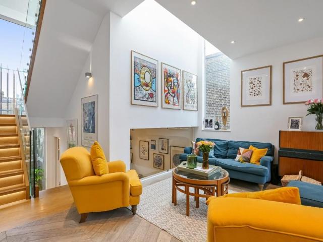 House for sale in Camberwell, Greater London