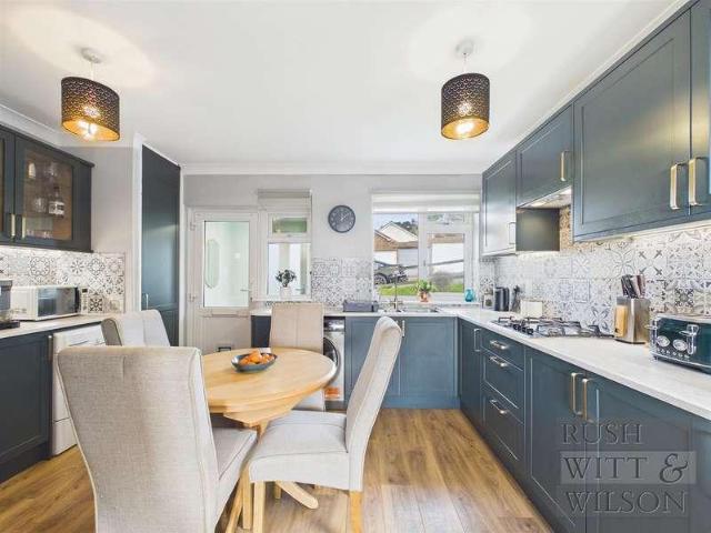 House for sale in Broomgrove, Guestling Green