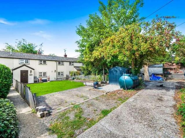 House for sale in Chipping Hill, Essex