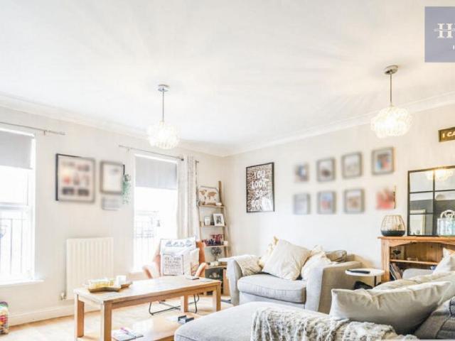 House for sale in Feckenham, City Of Bristol