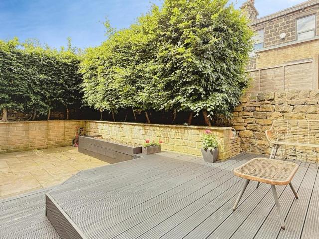 House for sale in Farsley, West Yorkshire