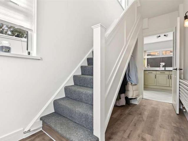 House for sale in Gedling, East Midlands