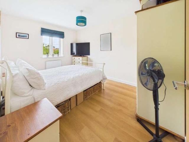 House for sale in Fishersgate, West Sussex