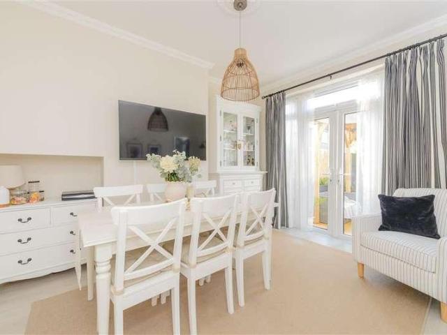 House for sale in Royal Borough of Greenwich, Greater London