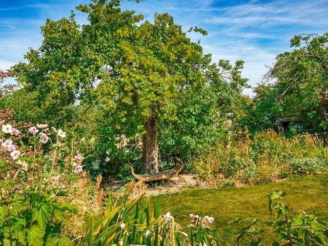House for sale in Kedleston, East Midlands