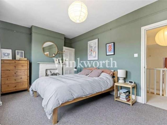 House for sale in Greater London