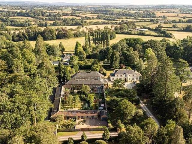 House for sale in Rode Manor, Tellisford