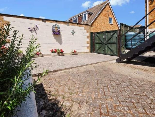 House for sale in Mariner's View, The Bridge