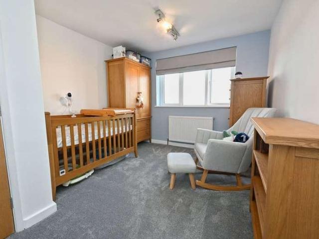 House for sale in Hemingfield, South Yorkshire
