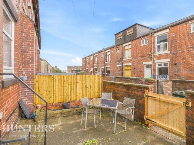 House for sale in Firgrove, Burnedge