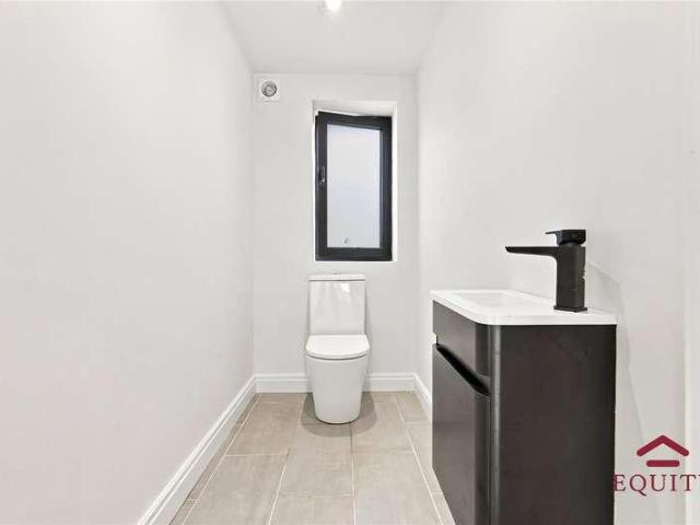 House for sale in Freezywater, Greater London