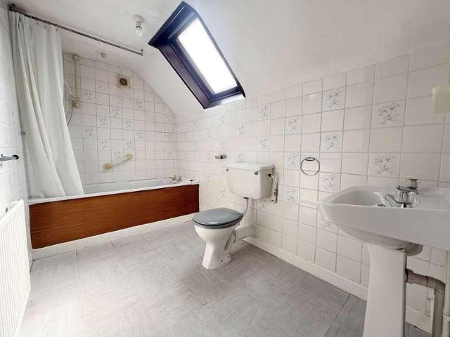 House for sale in Blackrock, Llanelly Hill