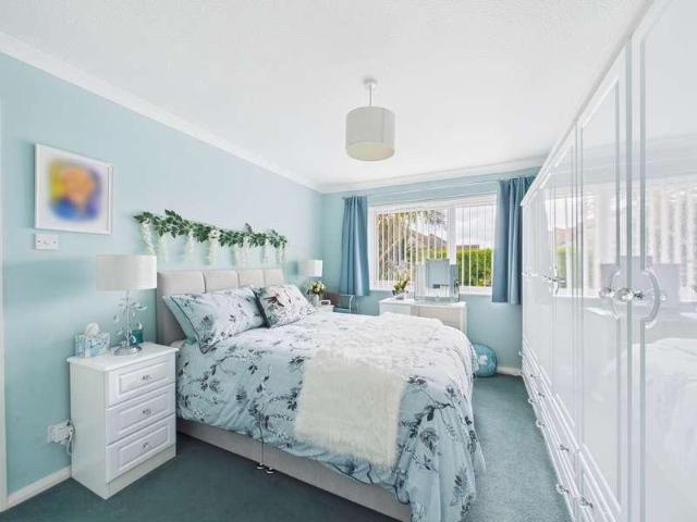 House for sale in Lamellion, Cornwall