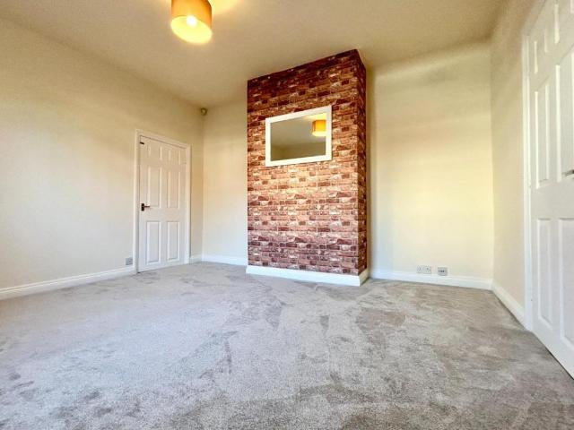 House for sale in Rotherham, Parkgate