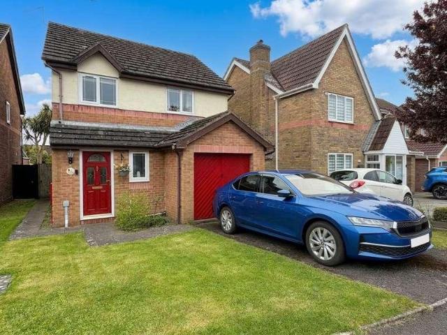 House for sale in Rhoose, Wales
