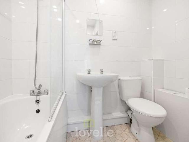 House for sale in Cleethorpes, North East Lincolnshire