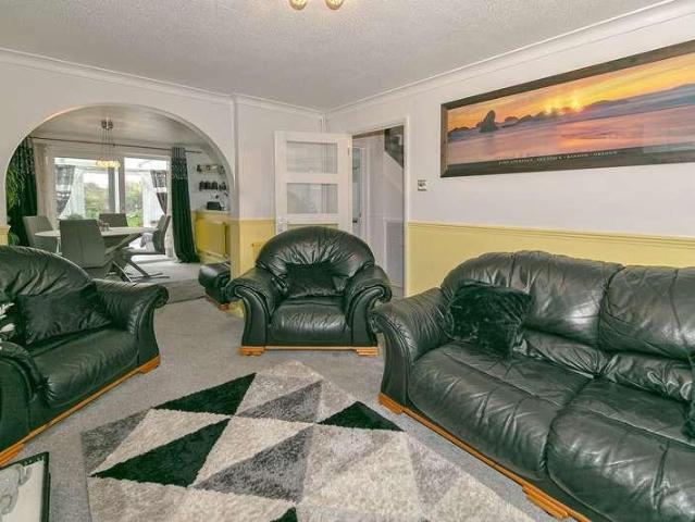 House for sale in Warden Hill