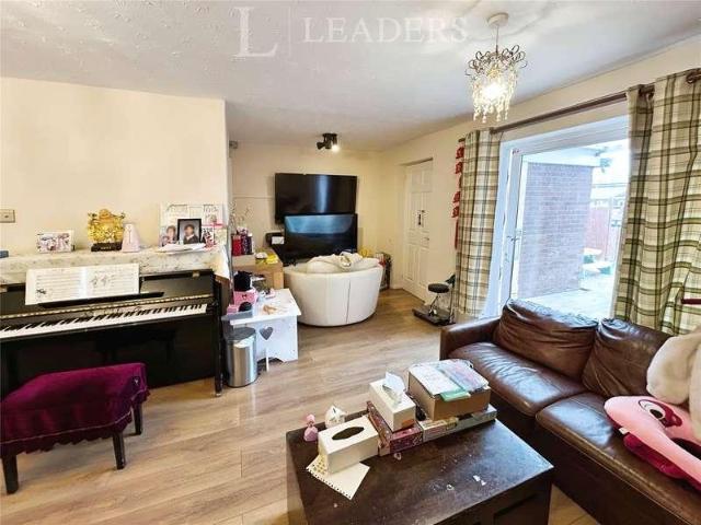 House for sale in Lyppard Grange, Worcester