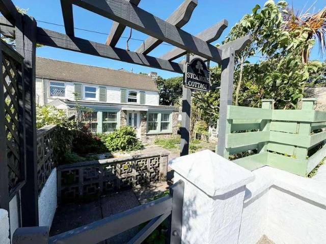 House for sale in Perrancoombe, Cornwall