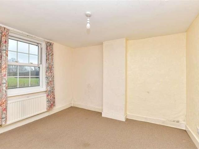 House for sale in Oad Street, Kent
