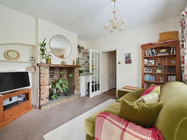House for sale in Harrow Weald, Greater London