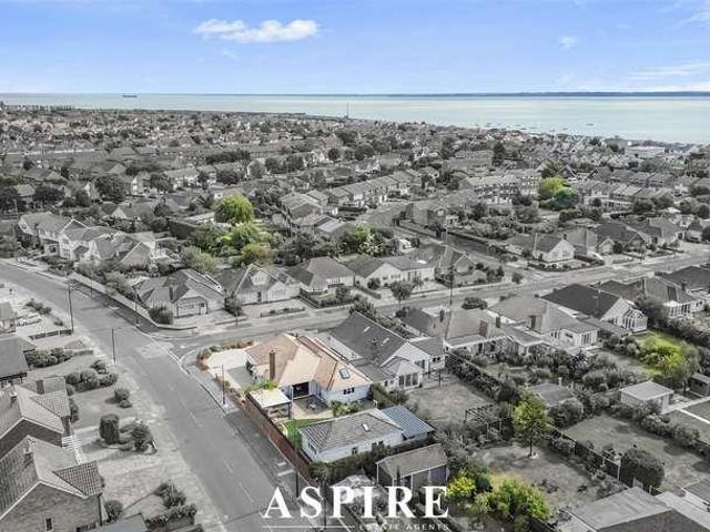 House for sale in North Shoebury, Alton Barnes