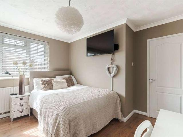 House for sale in Merley, Poole