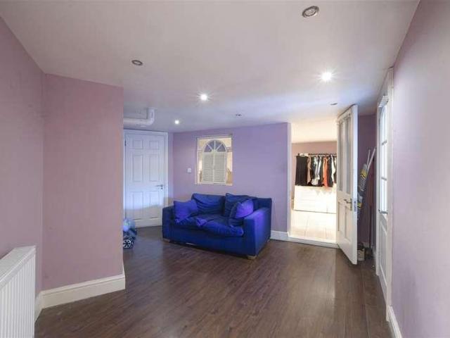 House for sale in Enfield Highway, Greater London