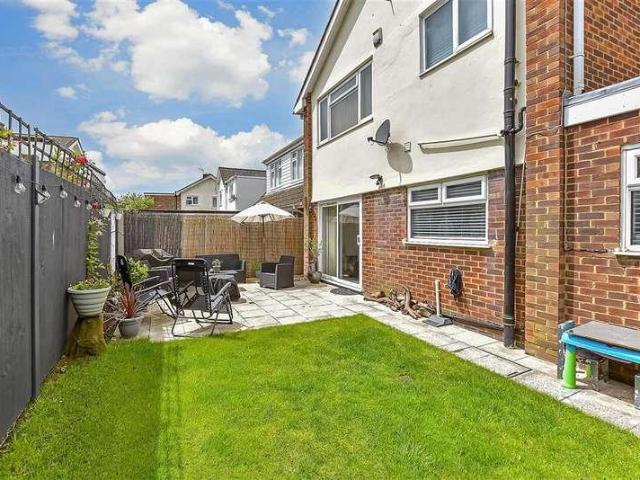 House for sale in Folkestone, Densole