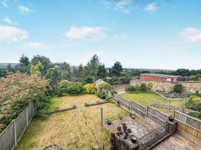 House for sale in Coseley, West Midlands
