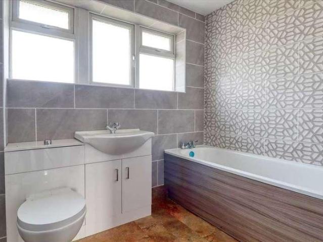 House for sale in Dale Hill, Essex