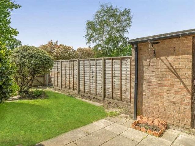 House for sale in Finchampstead