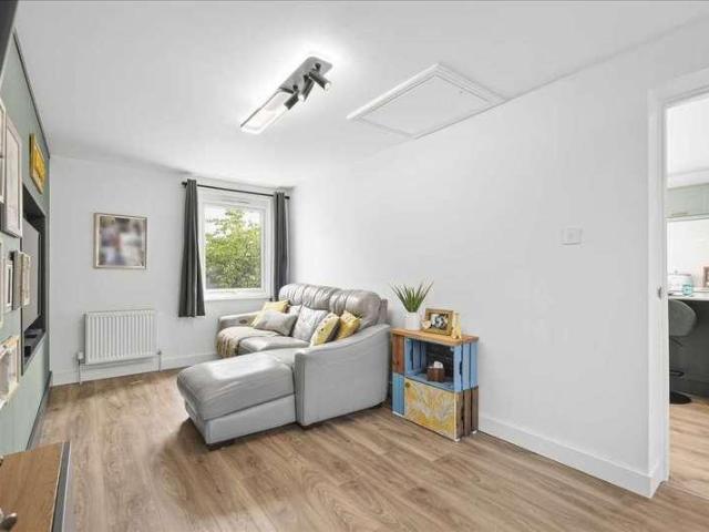 House for sale in Monkston Park, Milton Keynes