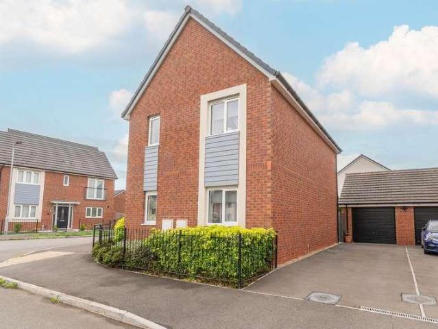 House for sale in Glan Llyn, Newport