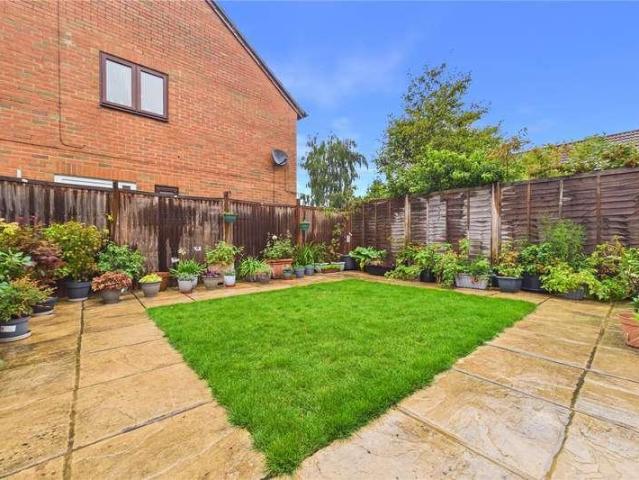 House for sale in Burghfield Common, West Berkshire